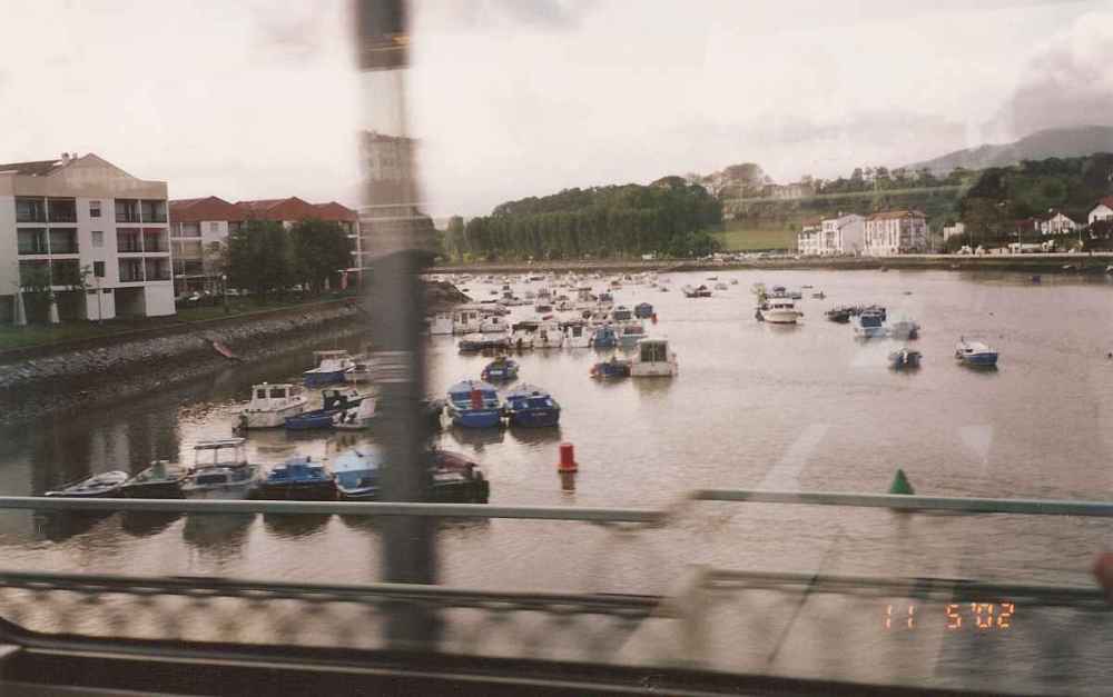 Vista de Biarritz pelo trem.